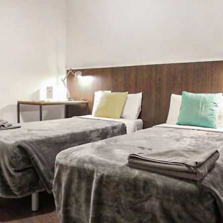 Traveller House Apartment Барселона Екстериор снимка
