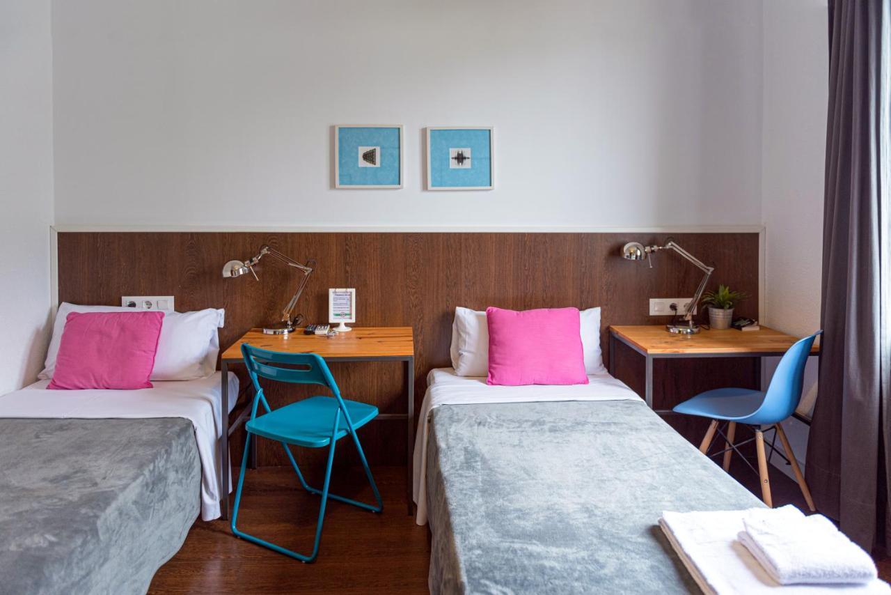 Traveller House Apartment Барселона Екстериор снимка