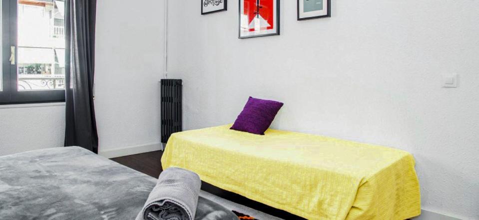 Traveller House Apartment Барселона Екстериор снимка