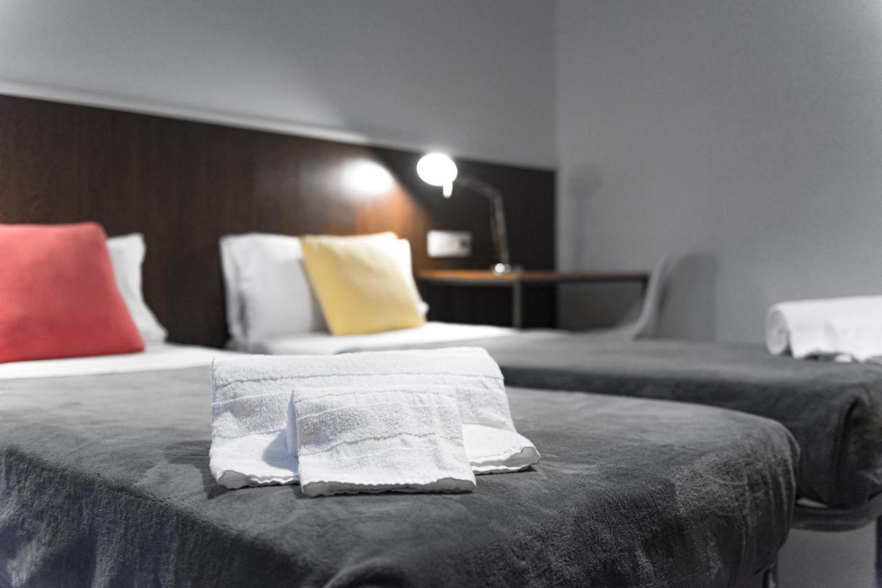 Traveller House Apartment Барселона Екстериор снимка
