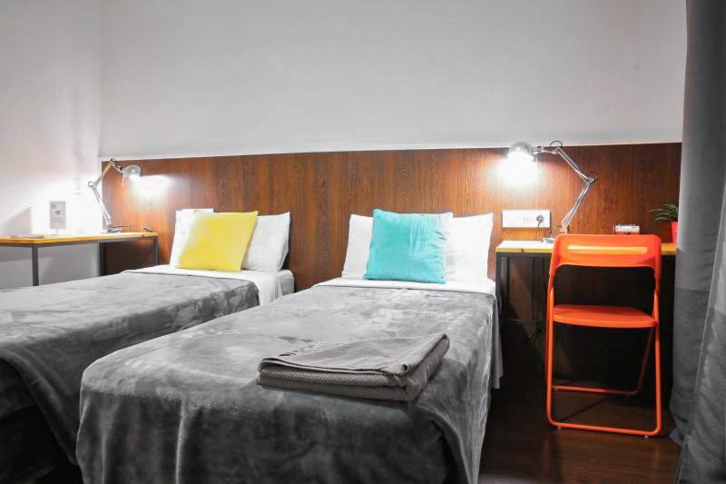 Traveller House Apartment Барселона Екстериор снимка